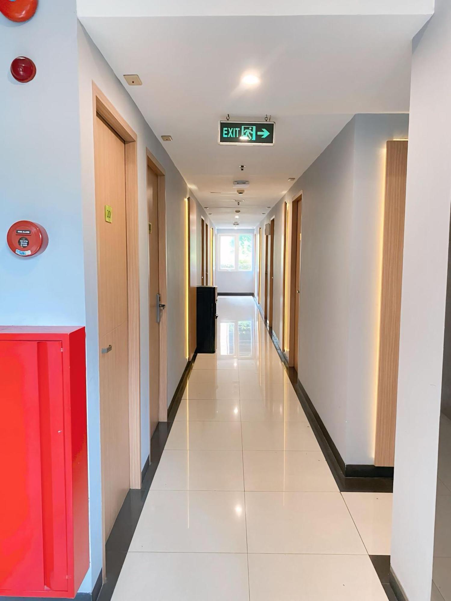 Studio One Thamrin Hotel Jakarta Kültér fotó