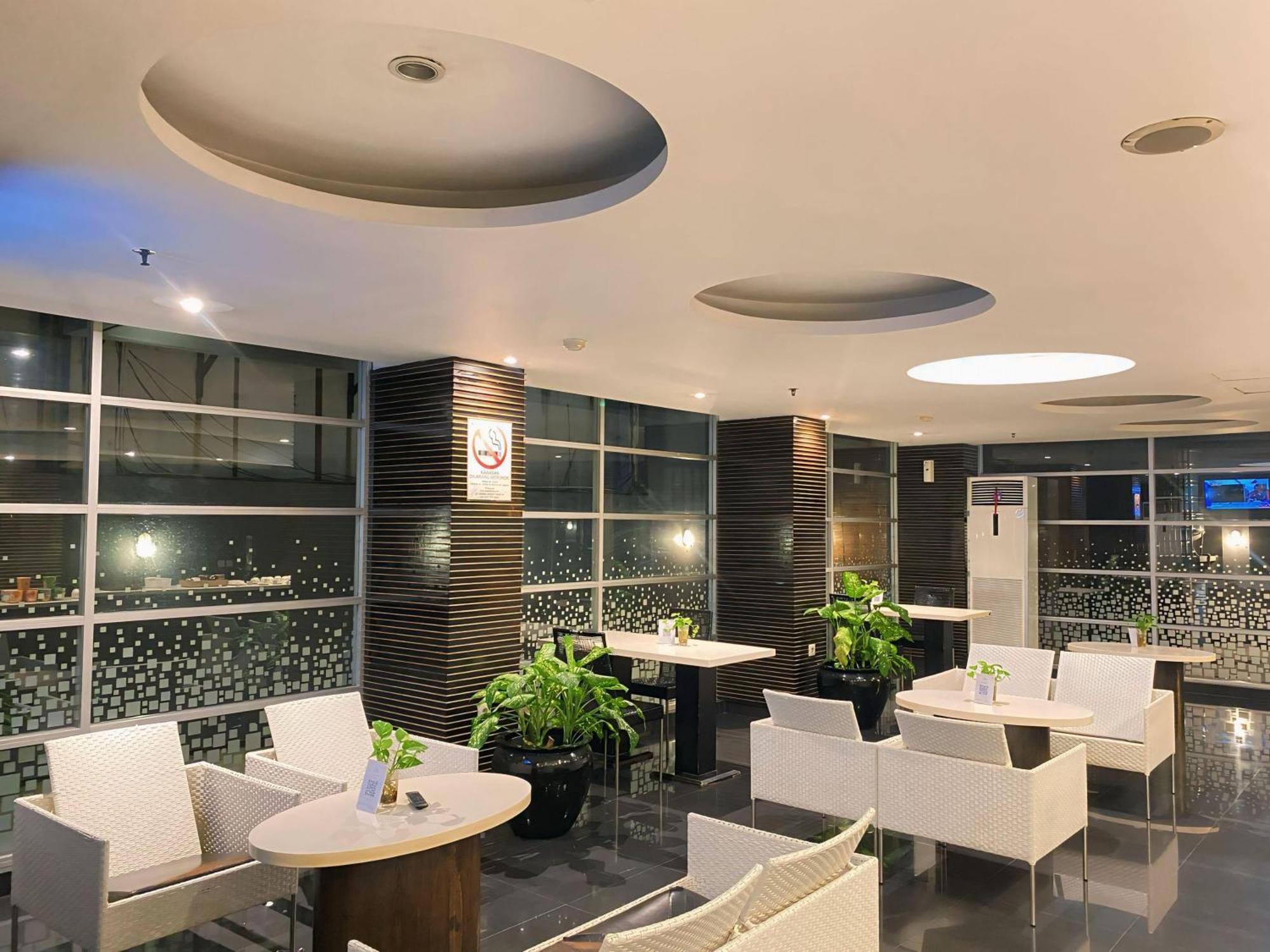 Studio One Thamrin Hotel Jakarta Kültér fotó
